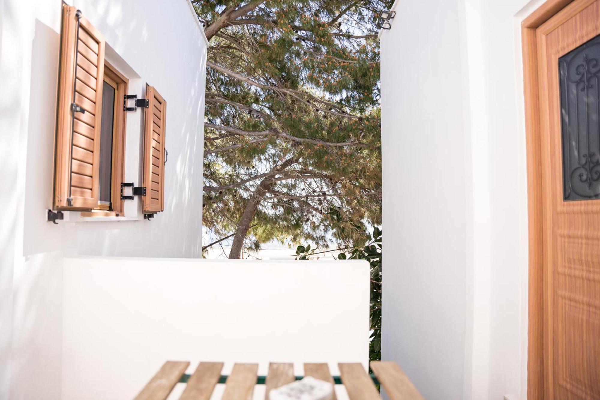 Cozy Budget Apartments In The Heart Of Fira Exterior foto